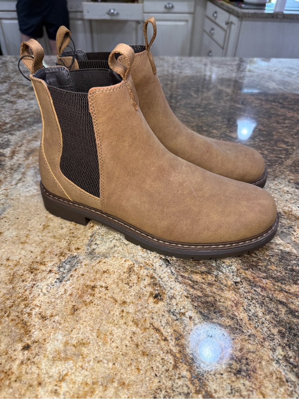 Men's Chelsea Pull-On Boots in Tan Suede-Look